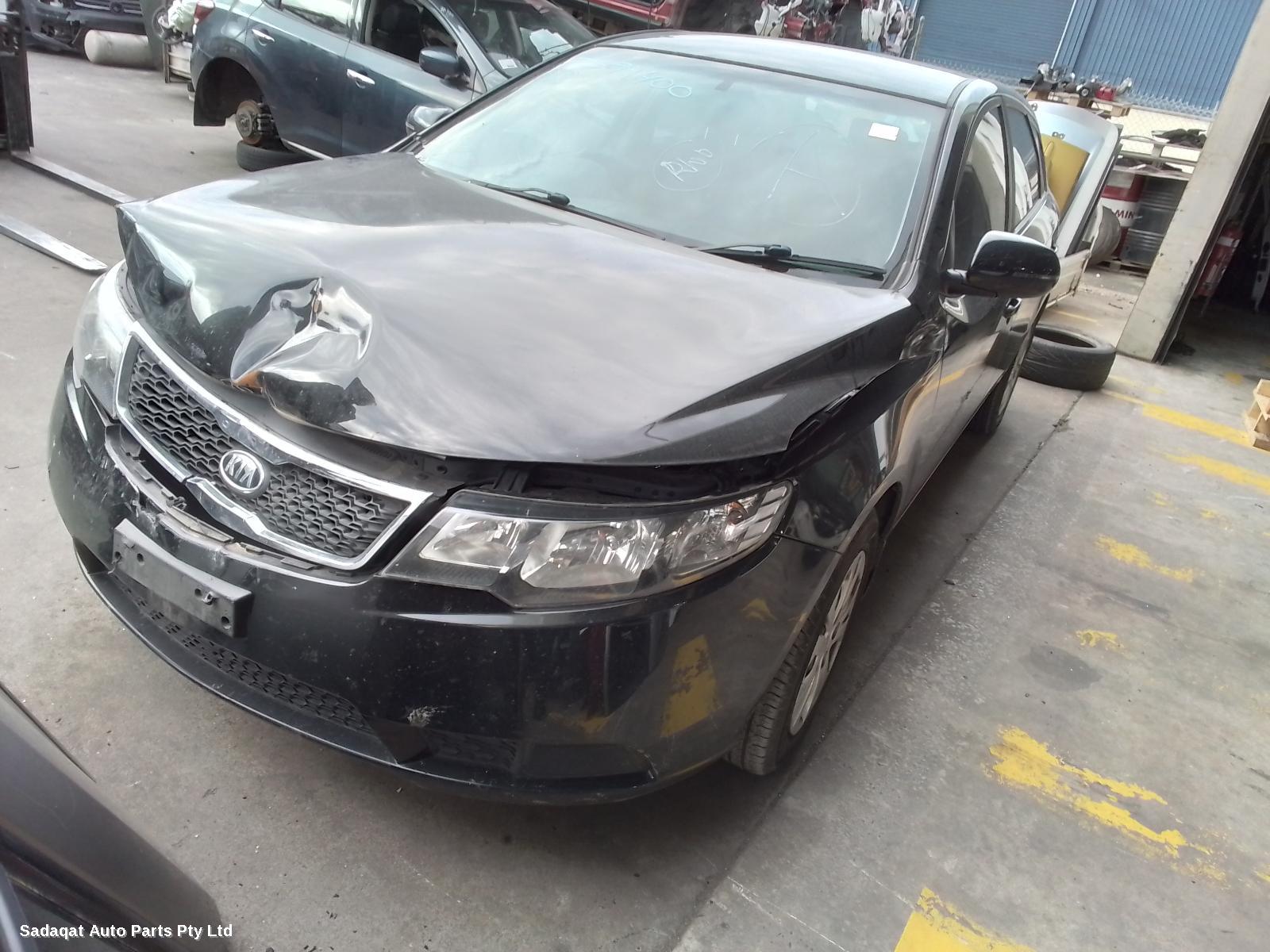Kia Cerato Left Guard