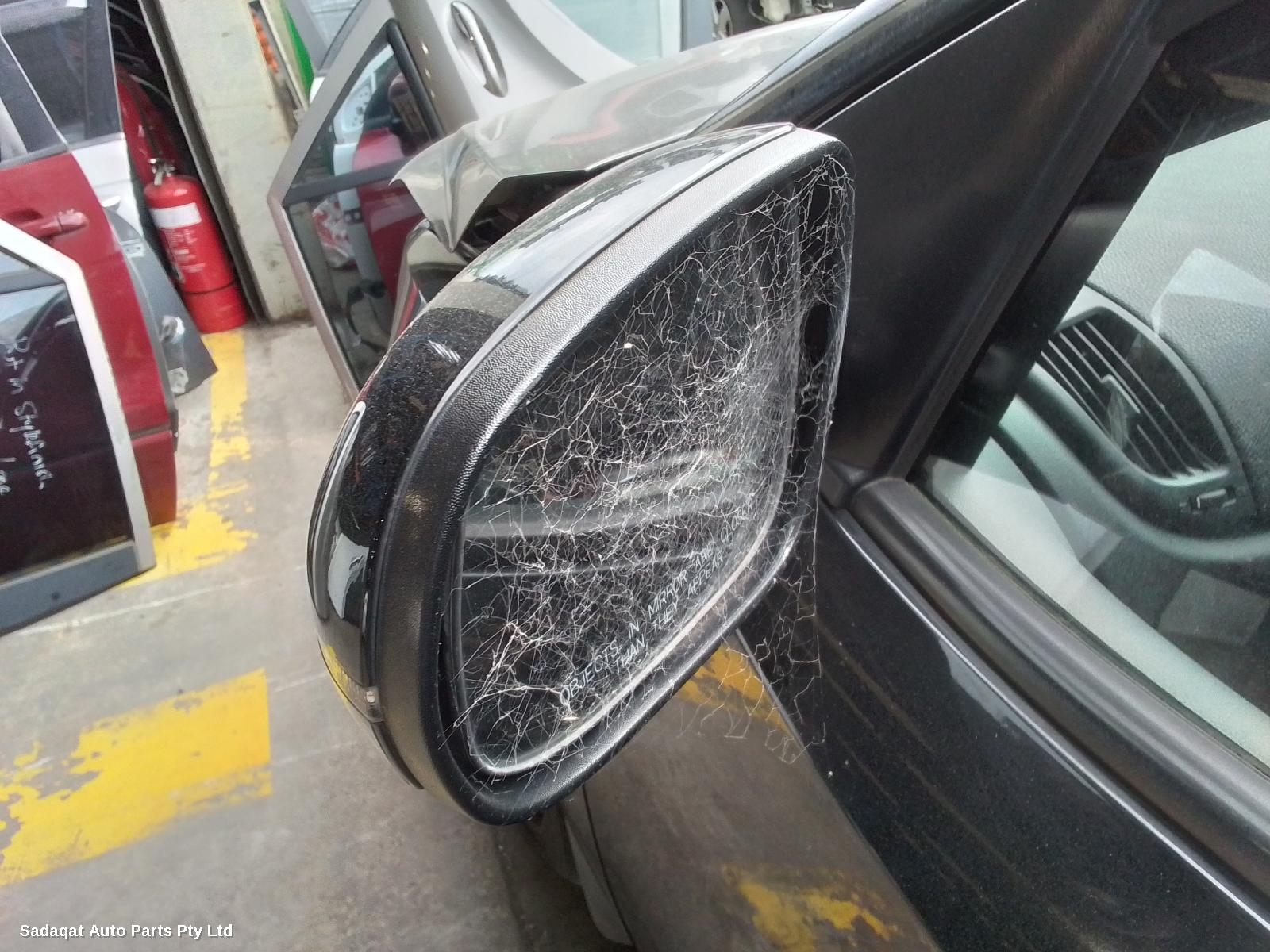 Kia Cerato Left Guard