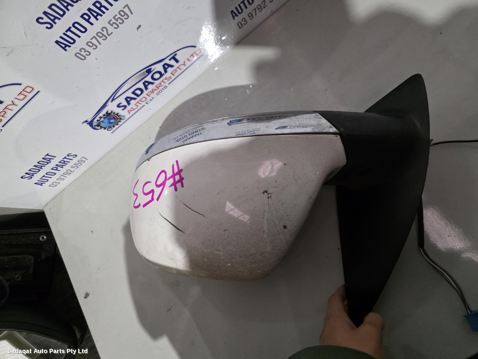 Volkswagen Amarok Left Door Mirror