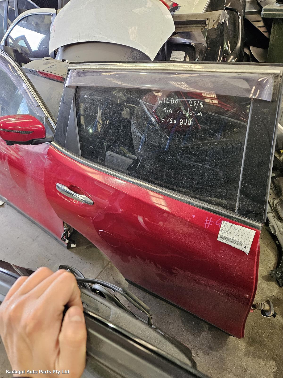 Nissan Xtrail Right_rear_door_sliding