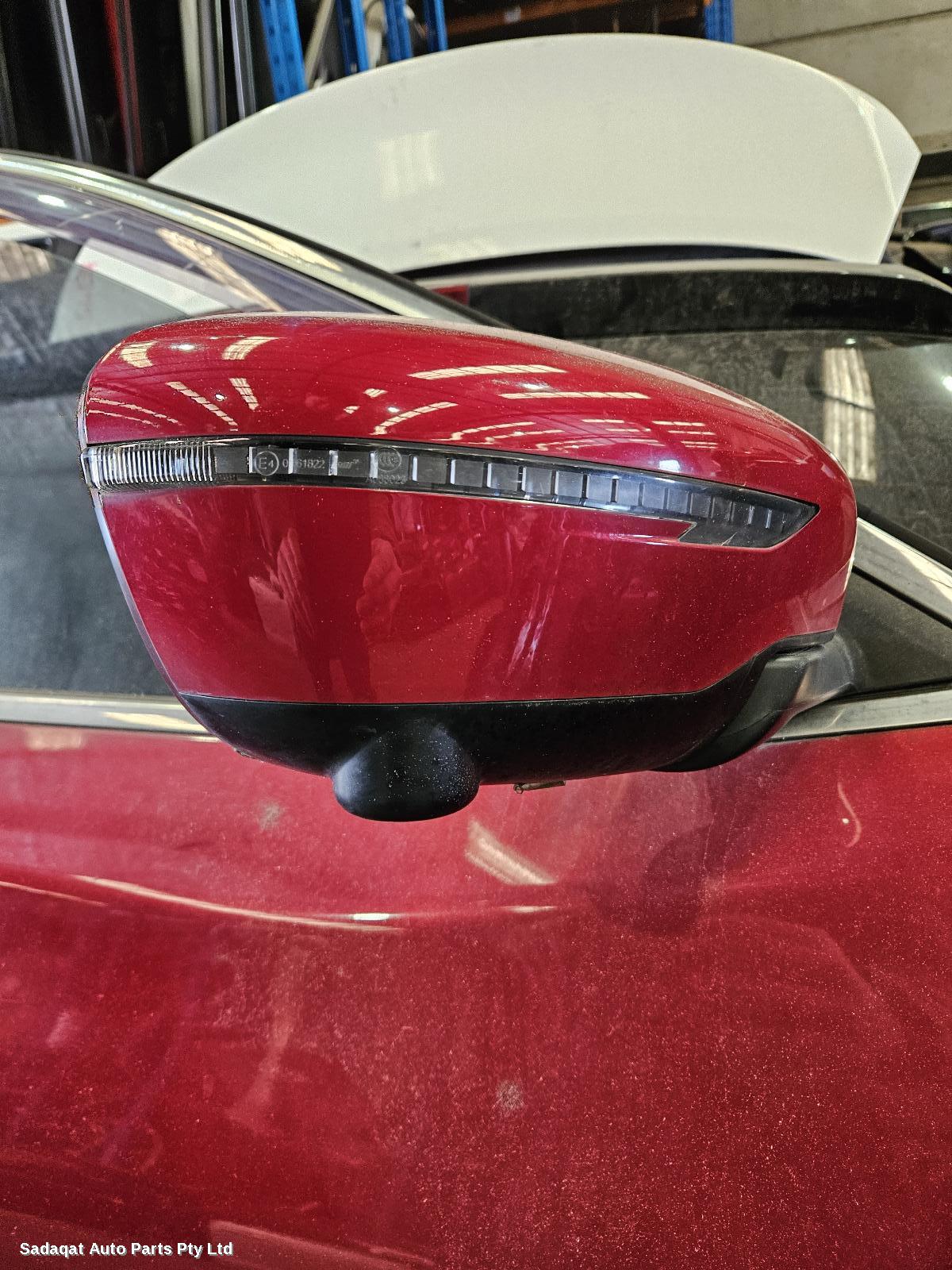 Nissan Xtrail Right Door Mirror