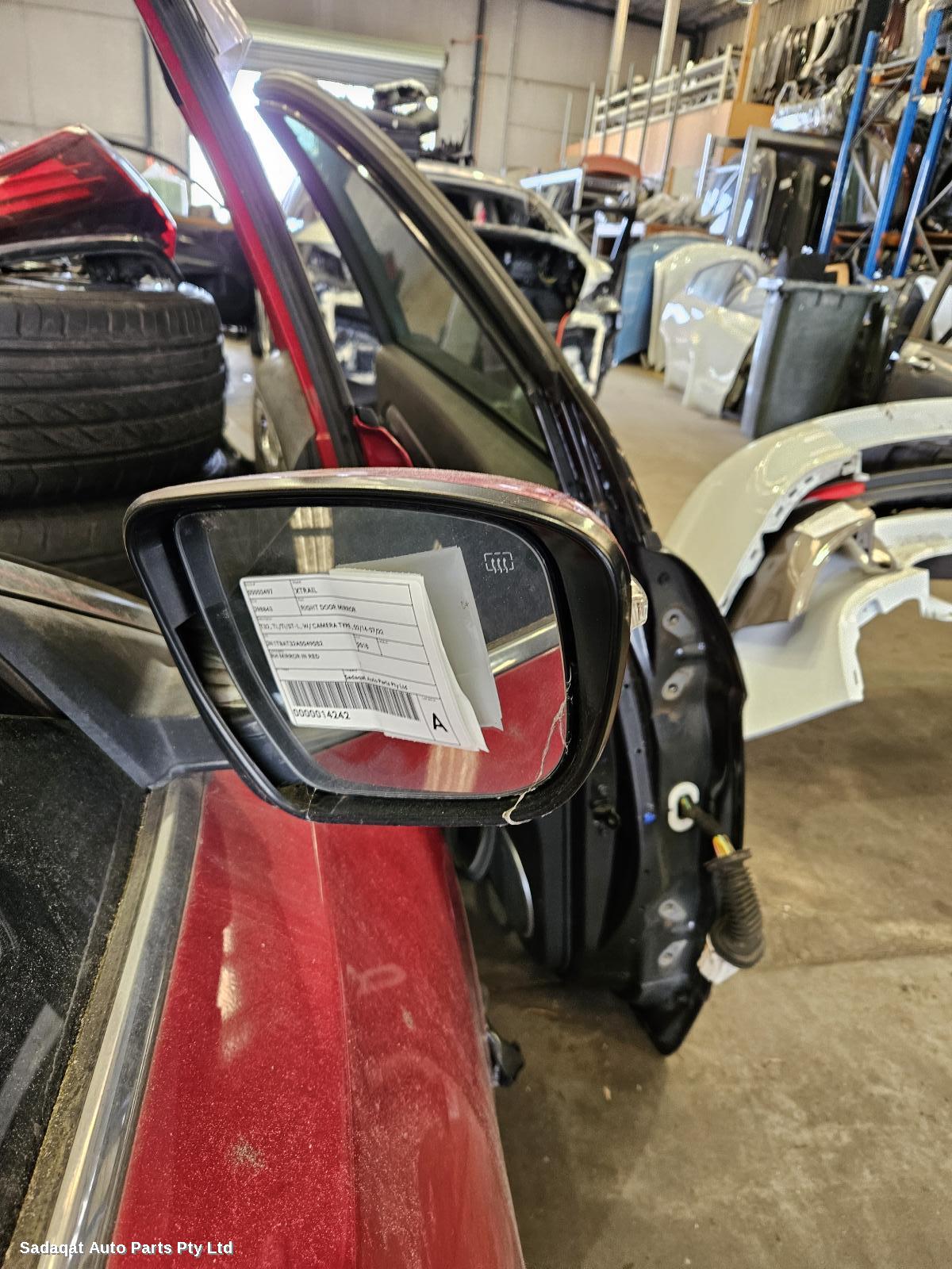 Nissan Xtrail Right Door Mirror