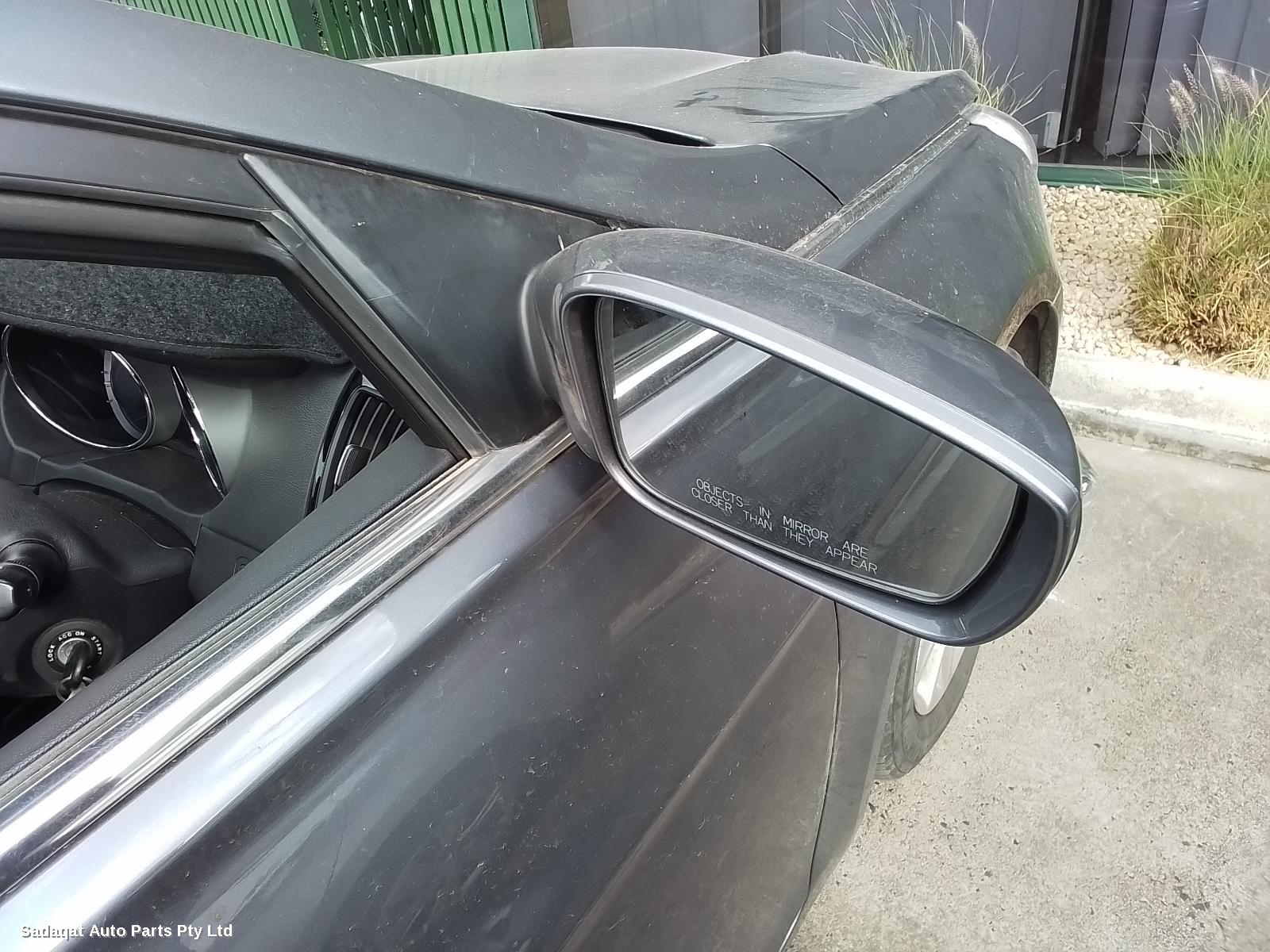 Hyundai I45 Bonnet Lock/support