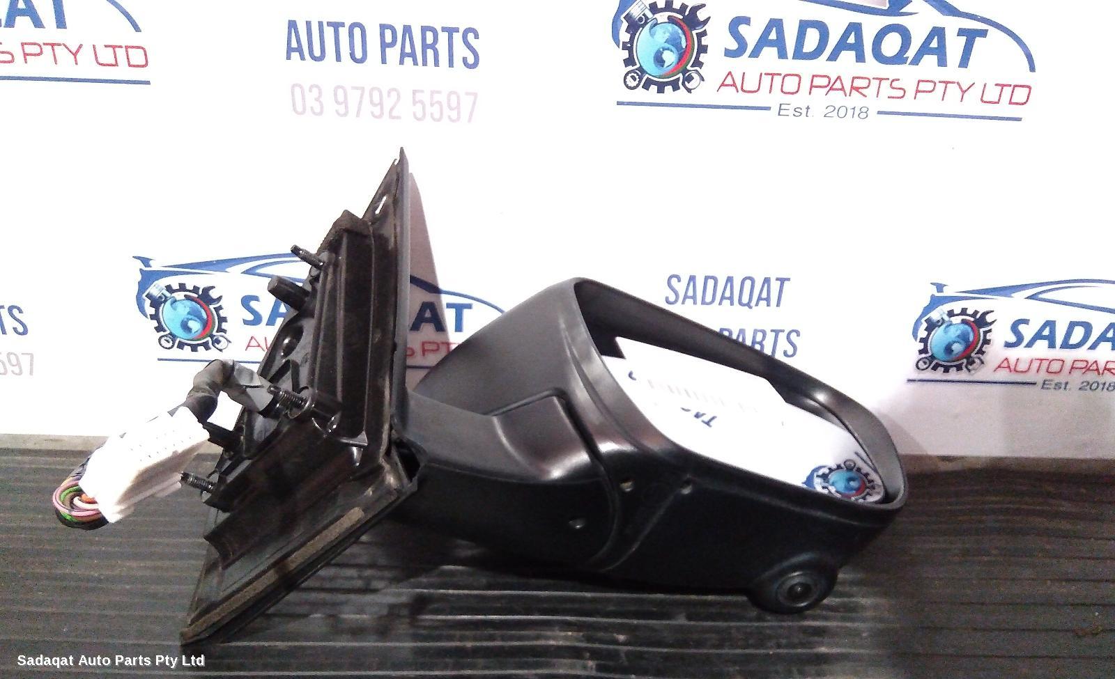 Nissan Qashqai Right Door Mirror