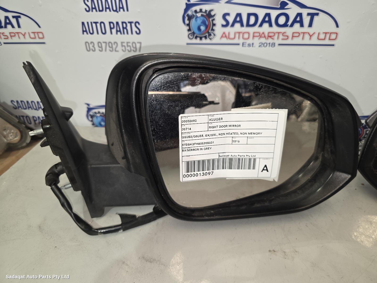 Toyota Kluger Right Door Mirror