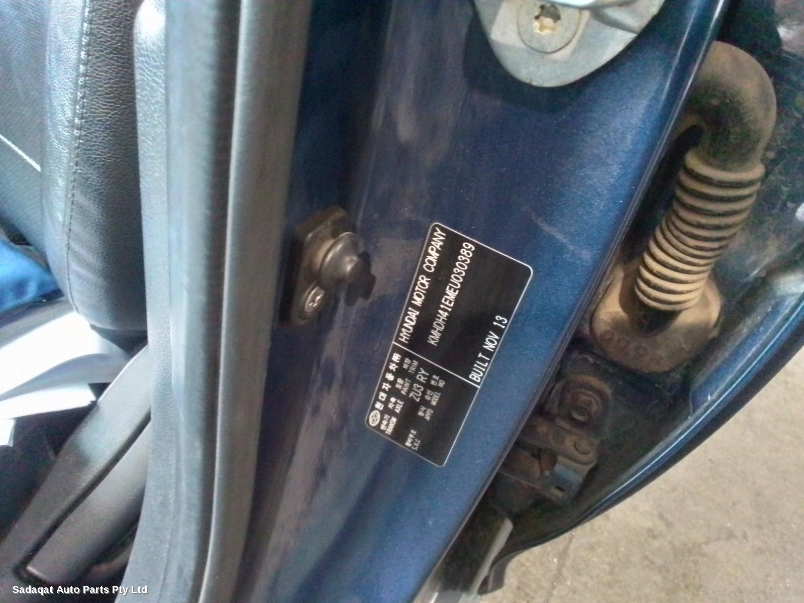 Hyundai Elantra Left Taillight