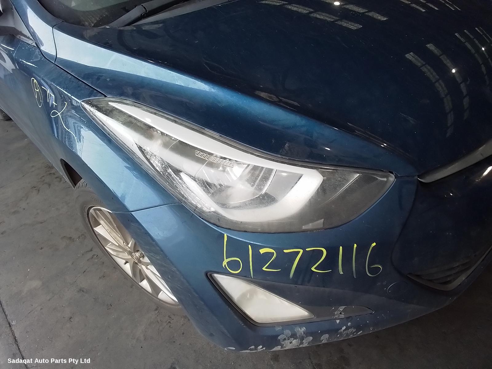 Hyundai Elantra Left Taillight