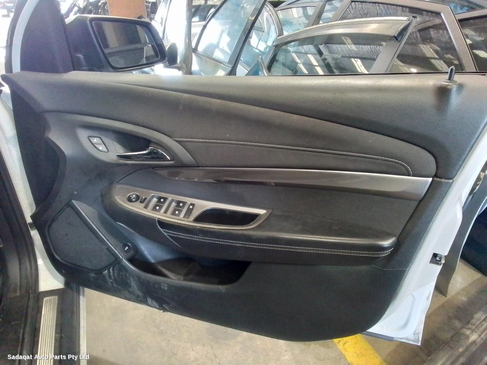 Holden Commodore Right_rear_door_sliding