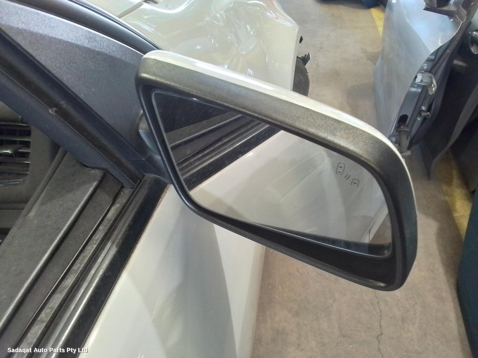Holden Commodore Right_rear_door_sliding
