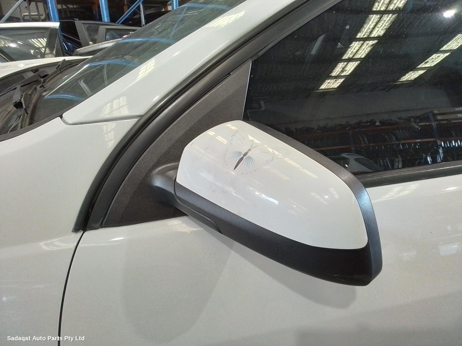 Holden Commodore Right_rear_door_sliding