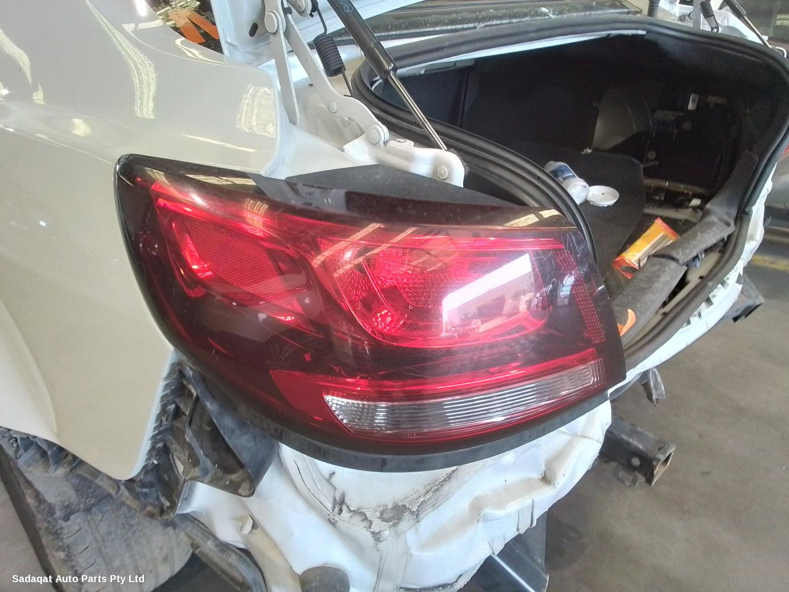 Holden Commodore Right_rear_door_sliding