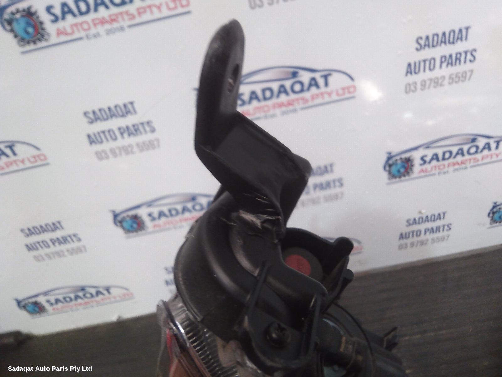 Toyota Yaris Left Headlamp