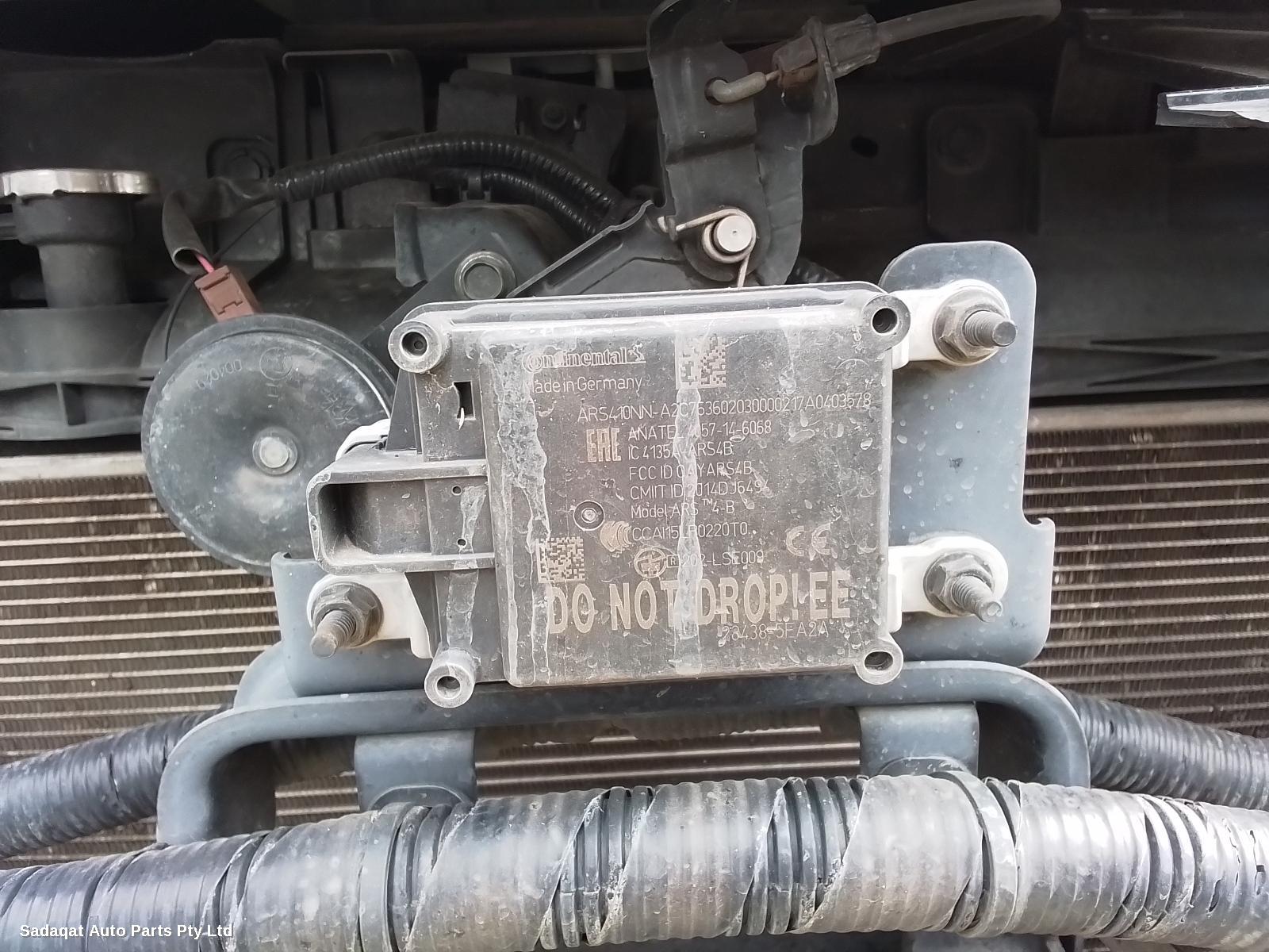 Nissan Xtrail Bonnet Hinge/strut