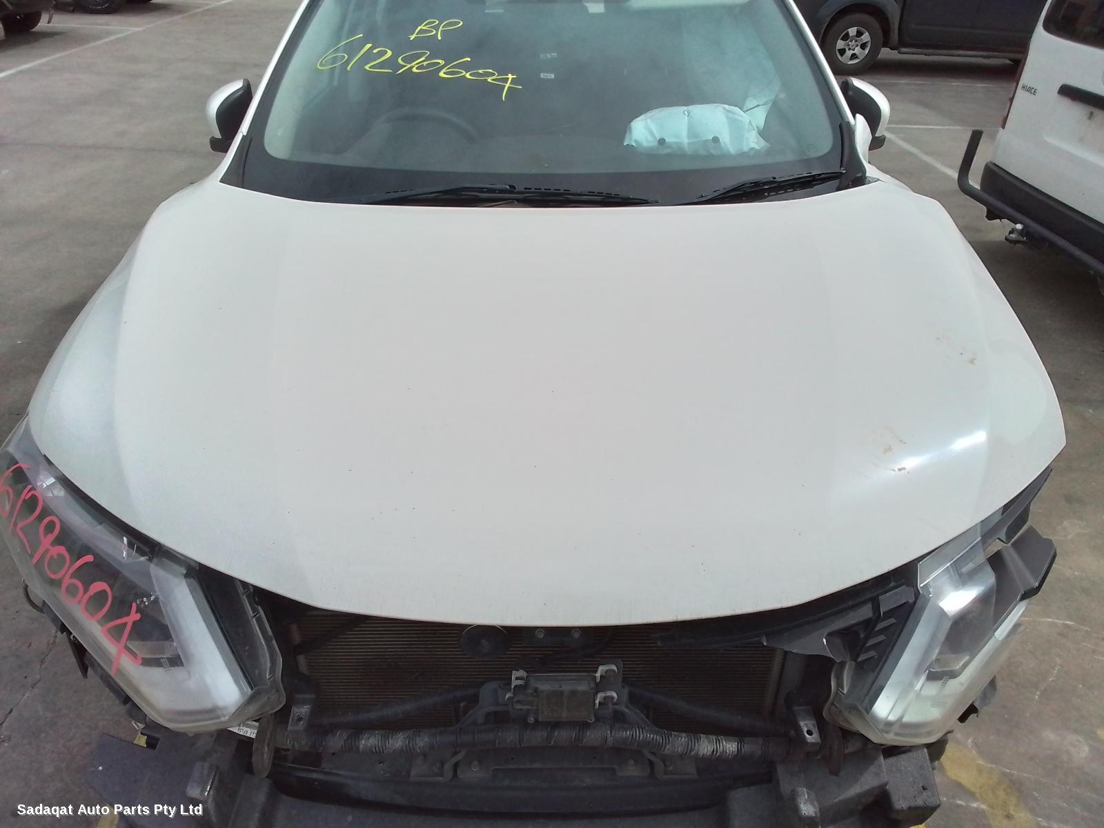 Nissan Xtrail Bonnet Hinge/strut