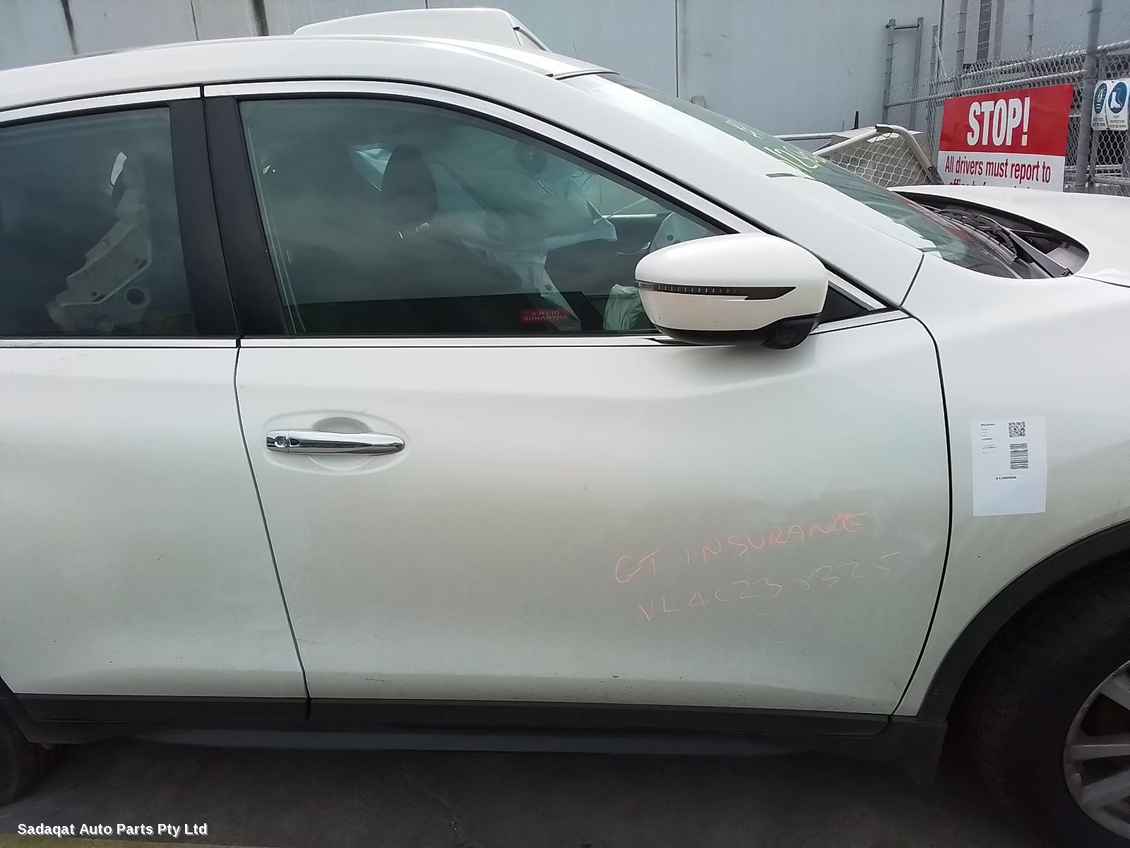 Nissan Xtrail Bonnet Hinge/strut