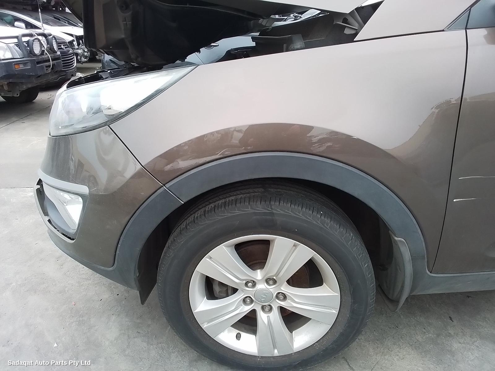 Kia Sportage Left Headlamp