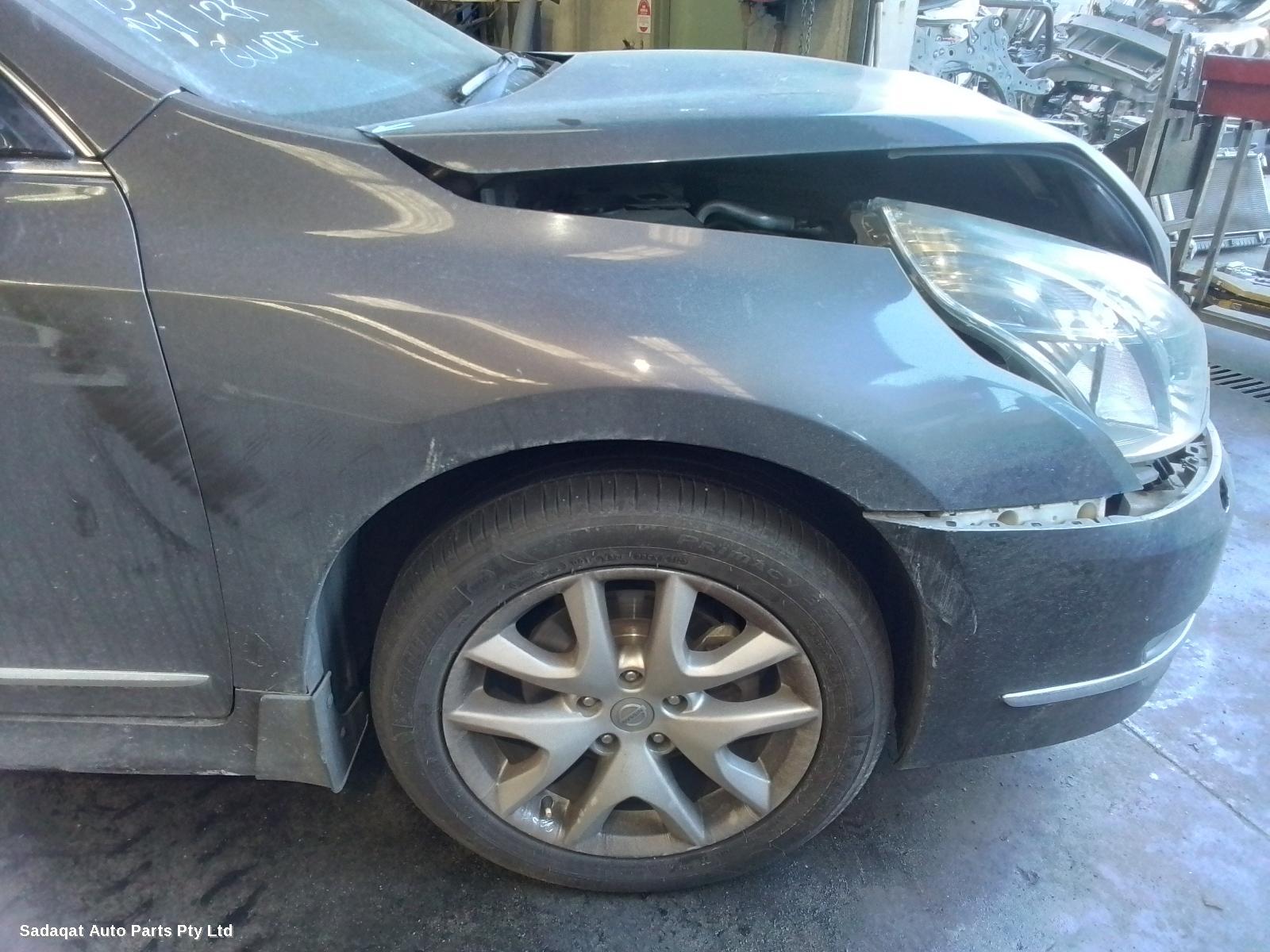 Nissan Maxima Right Door Mirror