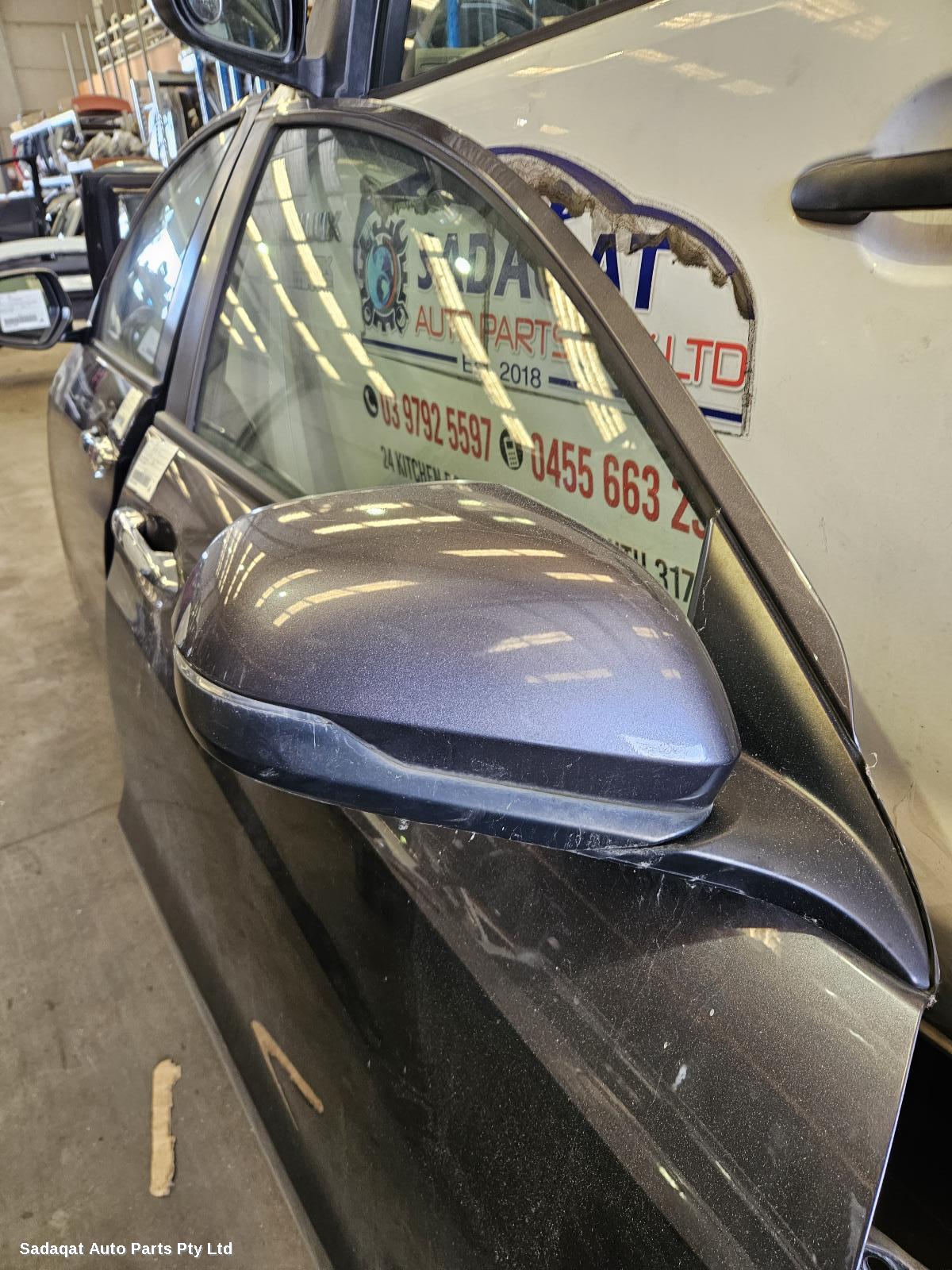 Honda Hrv Right Door Mirror