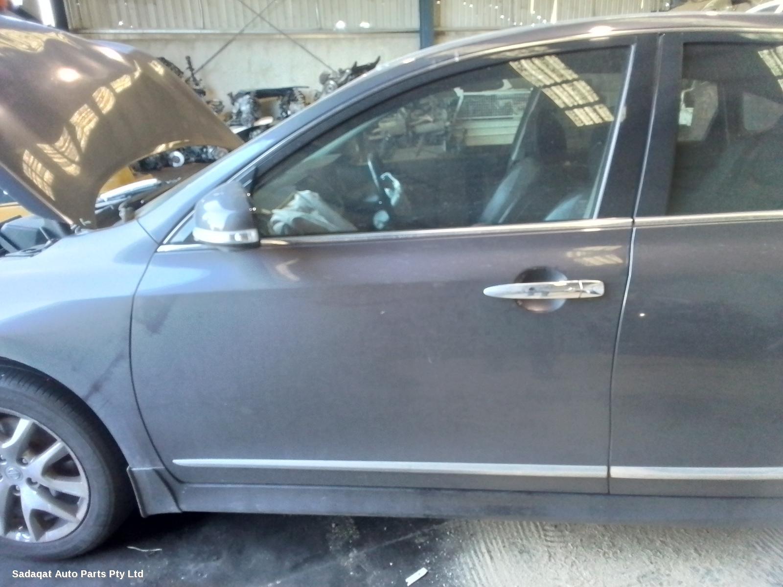 Nissan Maxima Right Door Mirror