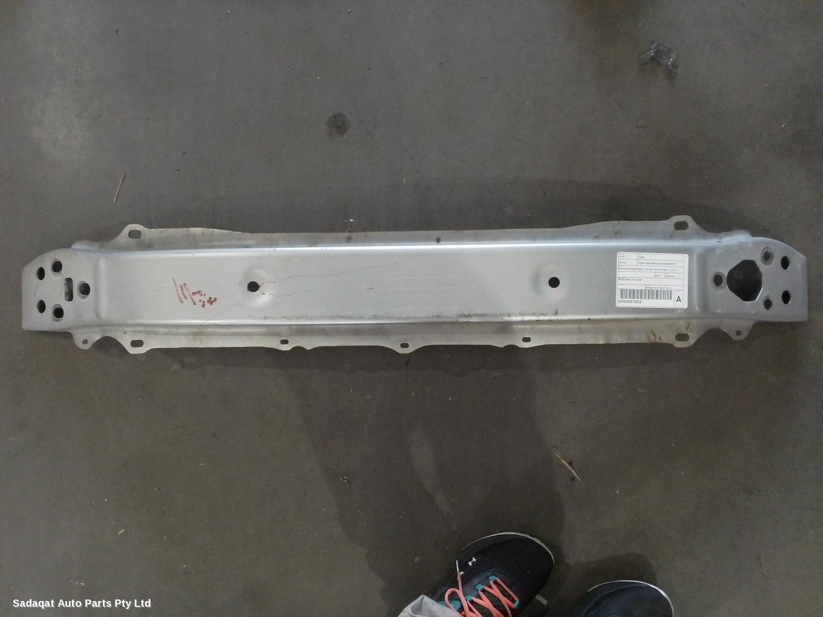 Toyota Yaris F/bar Reinforc/brack