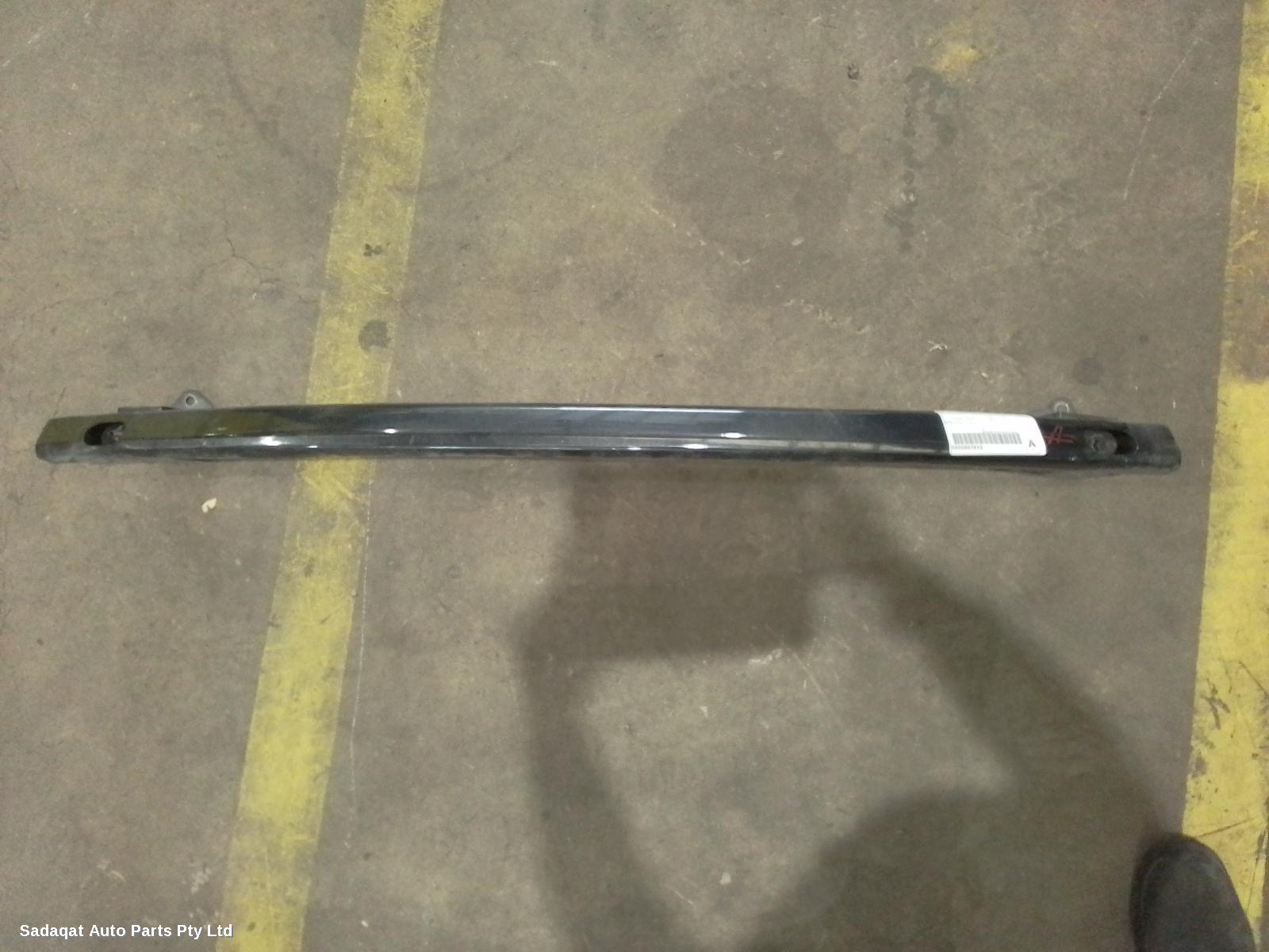 Renault Kaleos R/bar Bracket/reinfo