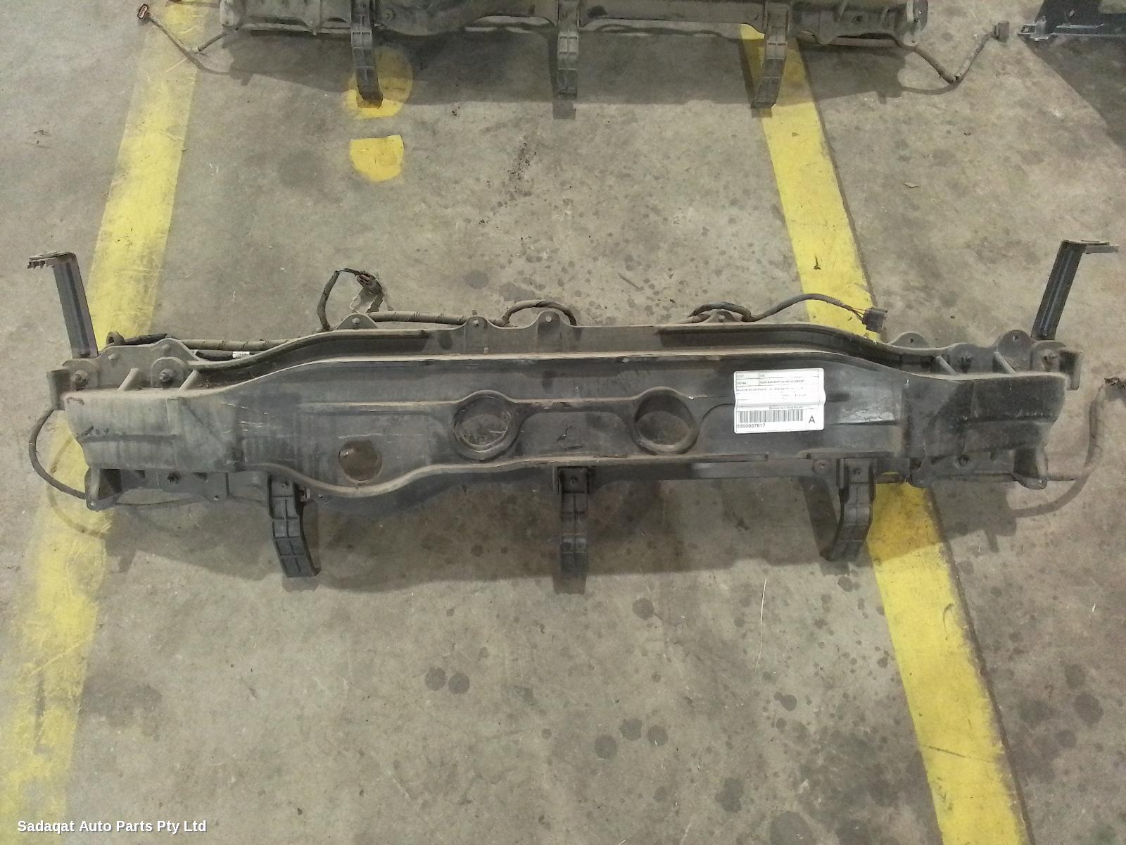Hyundai I30 R/bar Bracket/reinfo