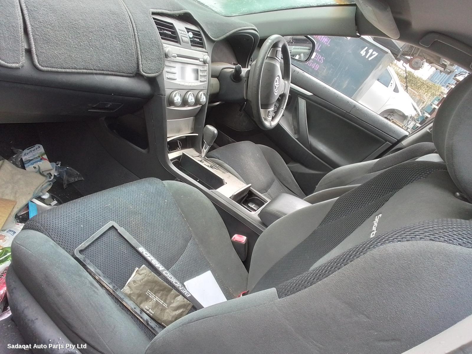 Toyota Aurion Left Taillight