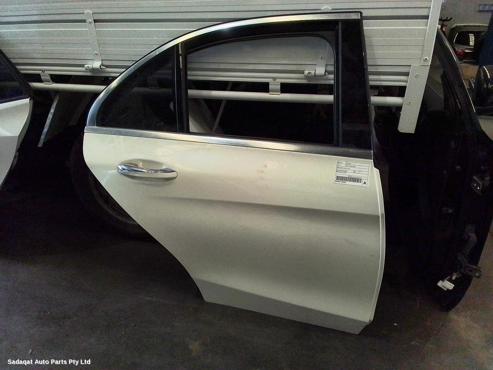 Mercedes C Class Right_rear_door_sliding
