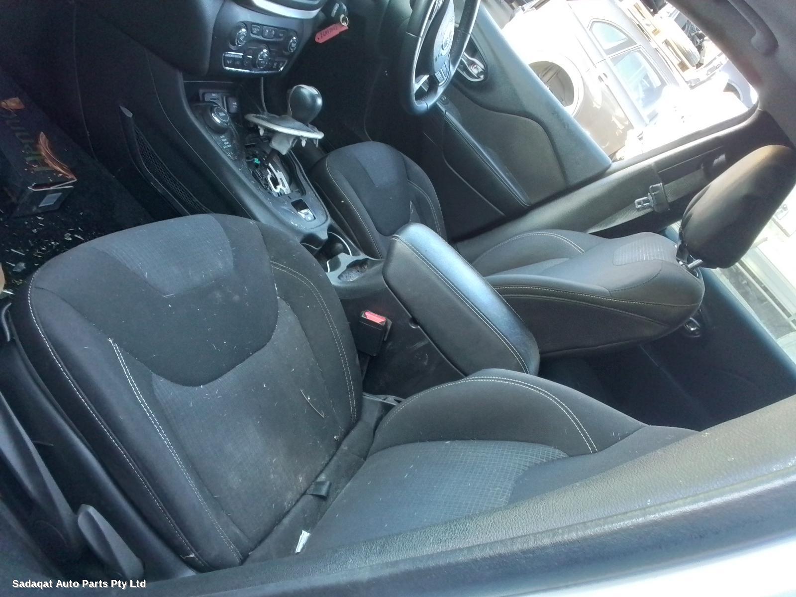 Jeep Cherokee Radiator Support