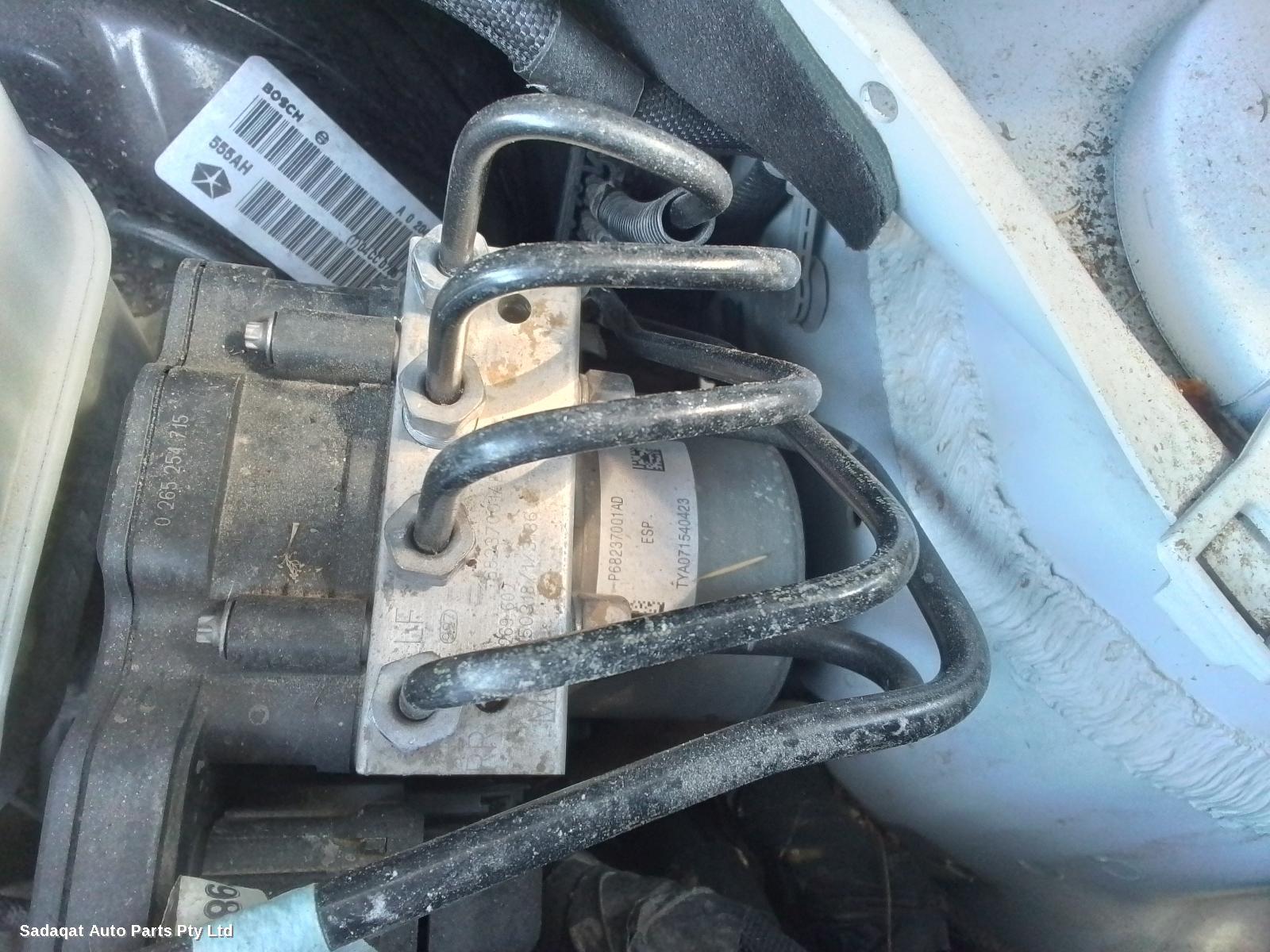 Jeep Cherokee Radiator Support