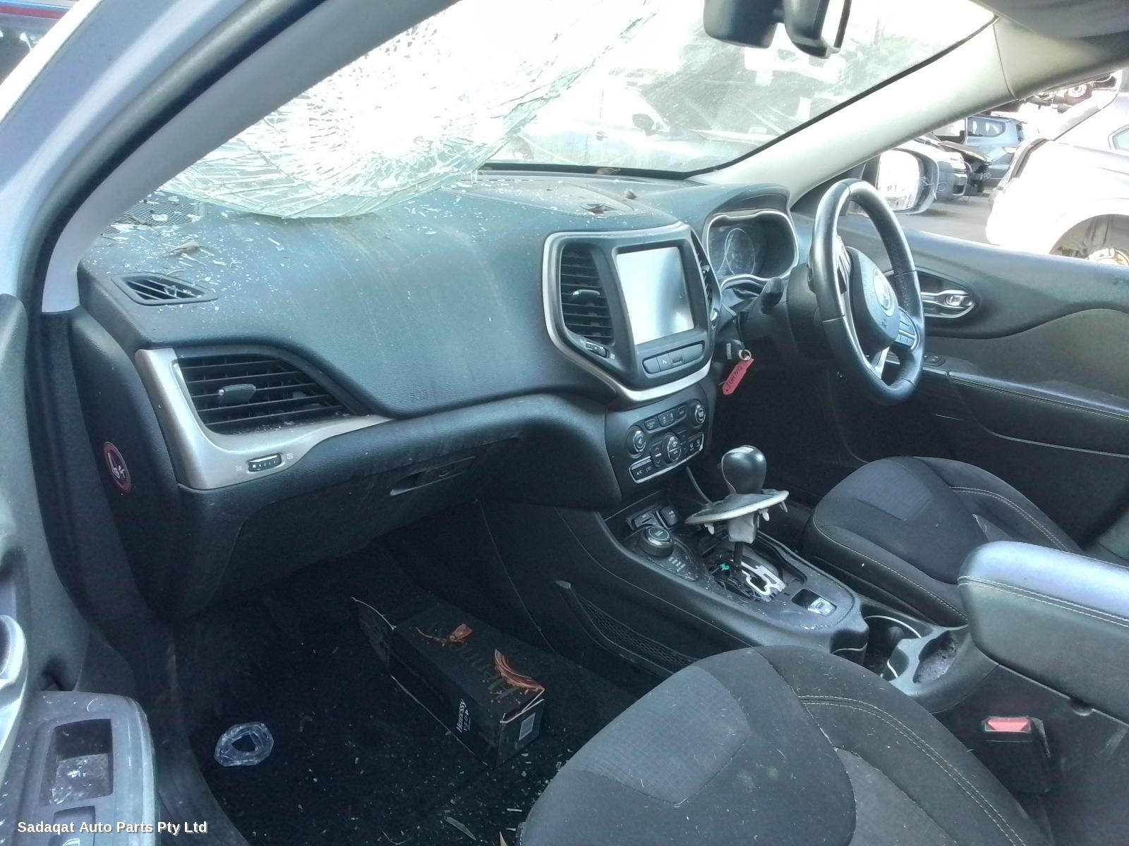 Jeep Cherokee Radiator Support