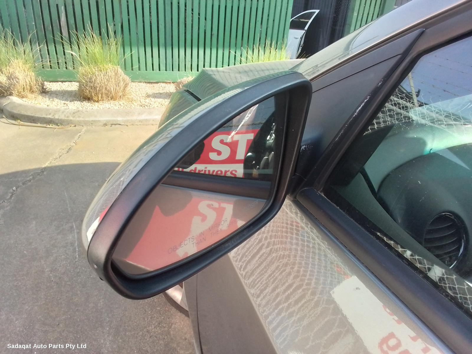 Holden Cruze Left Door Mirror