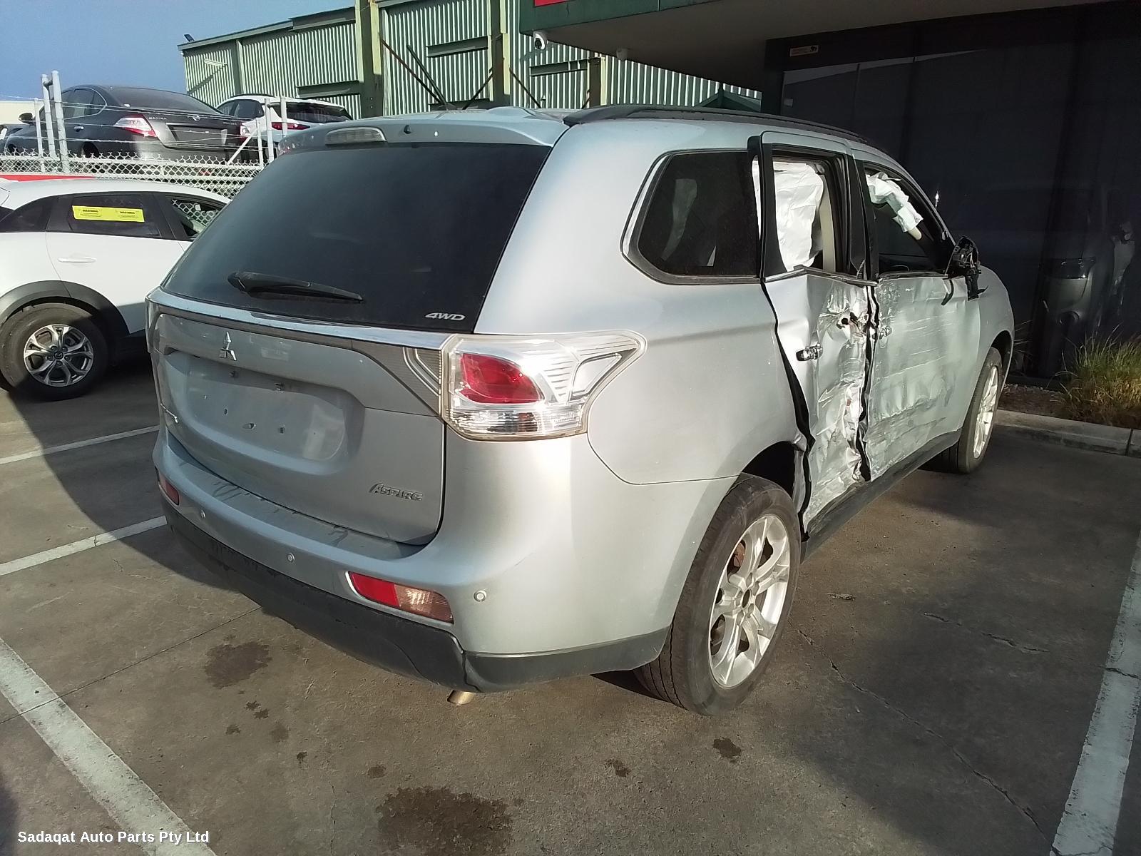 Mitsubishi Outlander Left Door Mirror