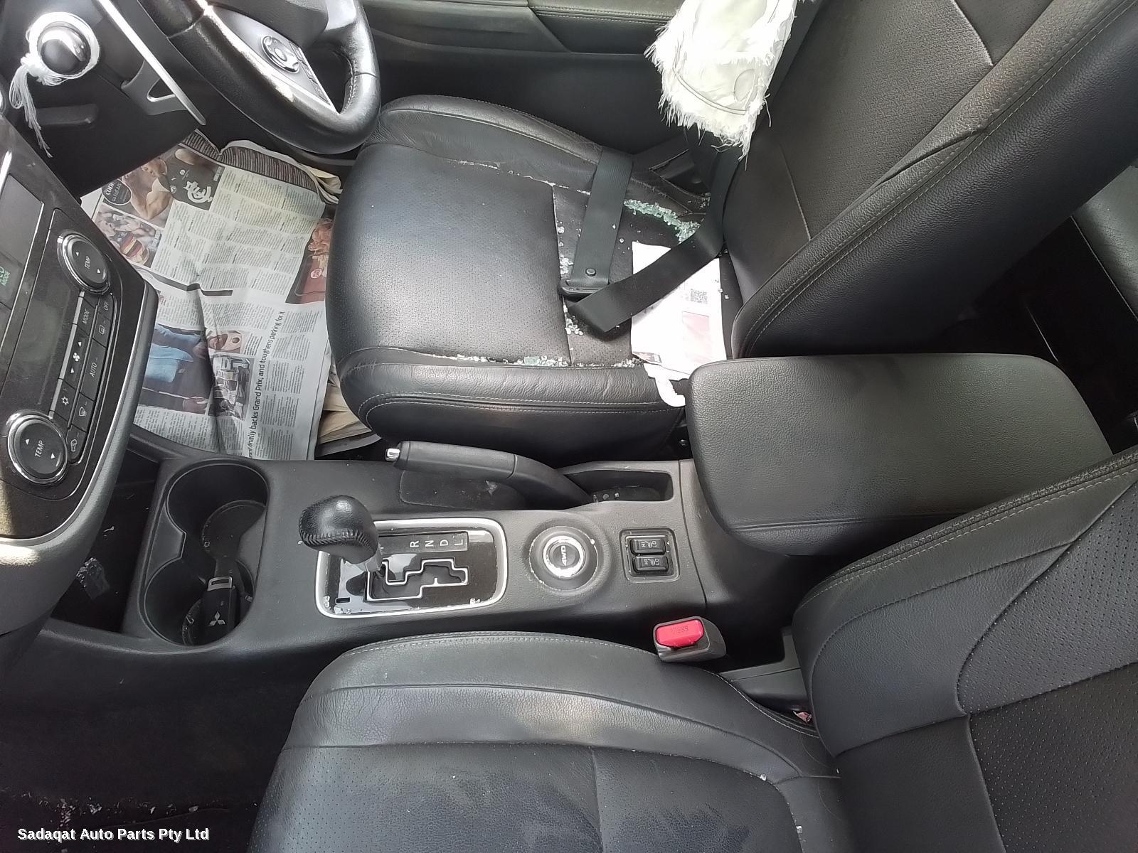 Mitsubishi Outlander Left Door Mirror