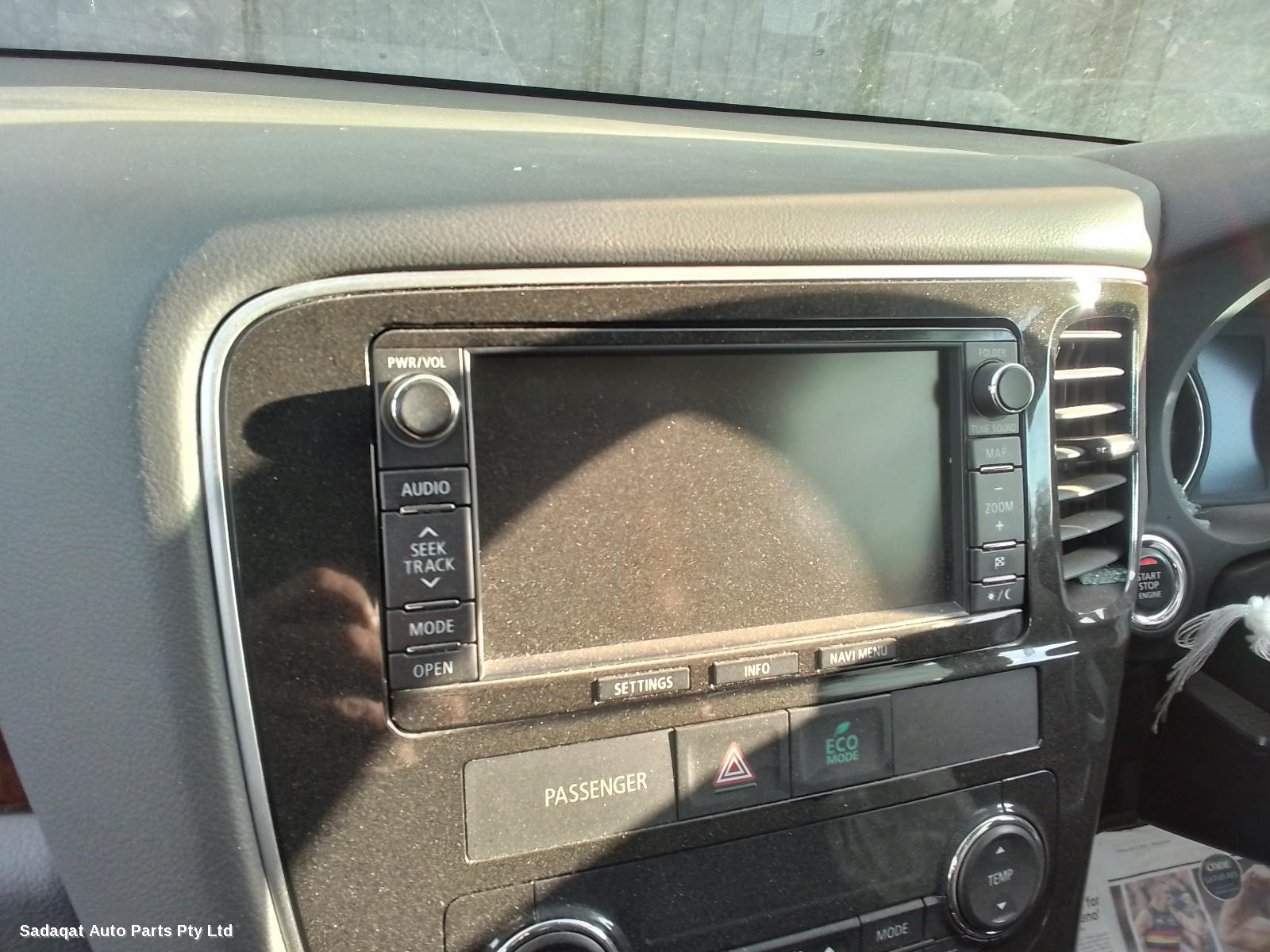 Mitsubishi Outlander Left Door Mirror