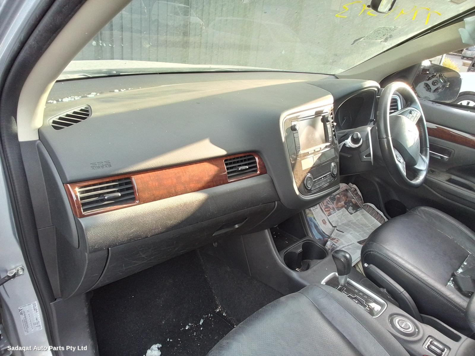 Mitsubishi Outlander Left Door Mirror