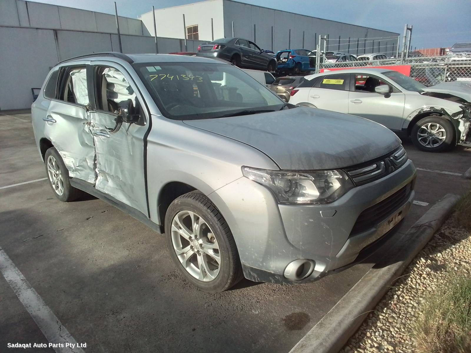 Mitsubishi Outlander Left Door Mirror