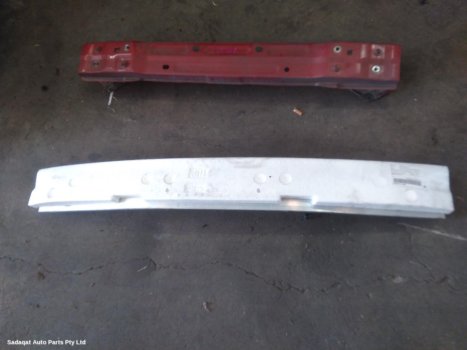 Lexus Es Series (13-) R/bar Bracket/reinfo