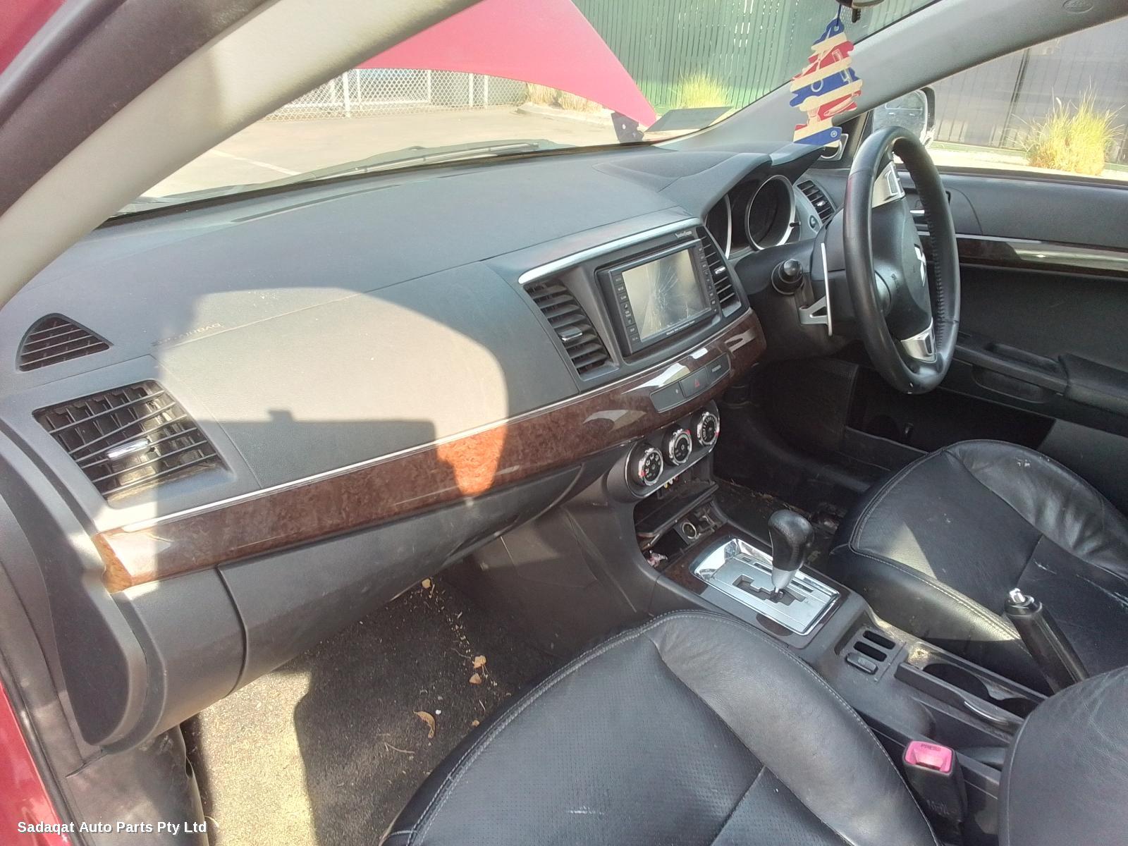 Mitsubishi Lancer Left Door Mirror