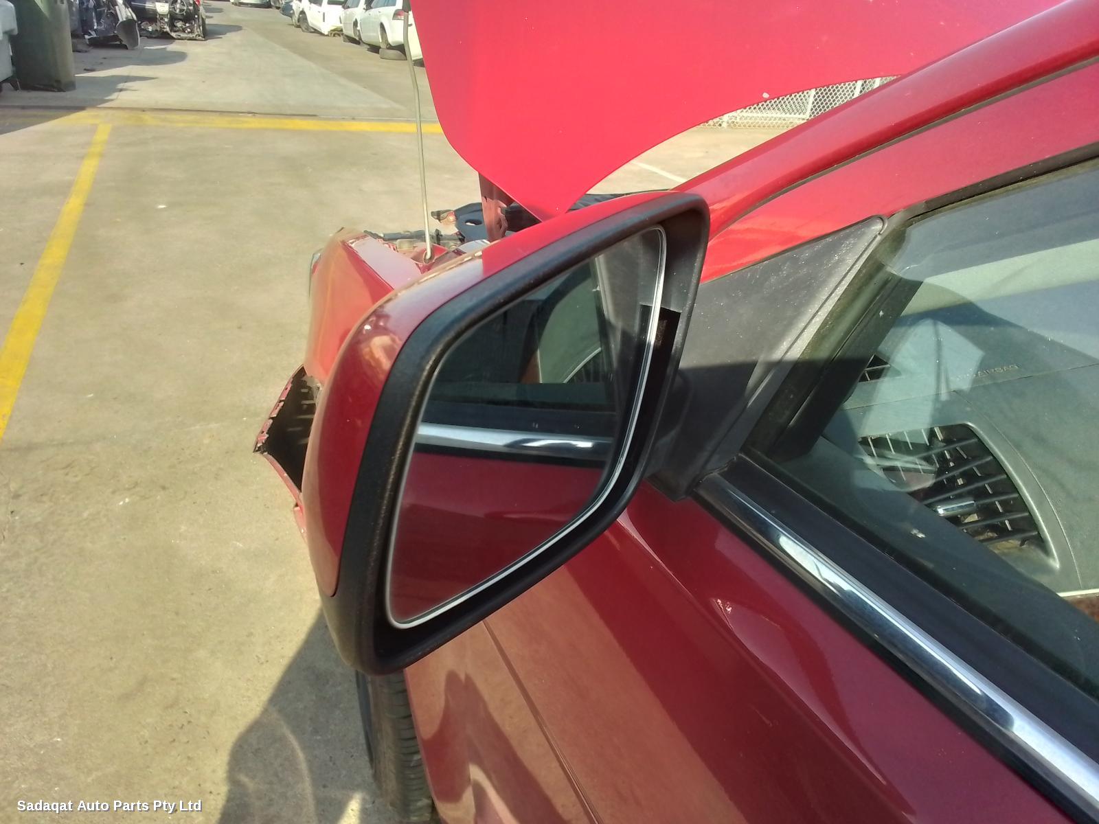 Mitsubishi Lancer Left Door Mirror