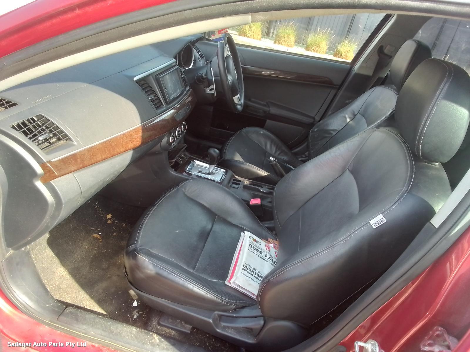 Mitsubishi Lancer Left Door Mirror