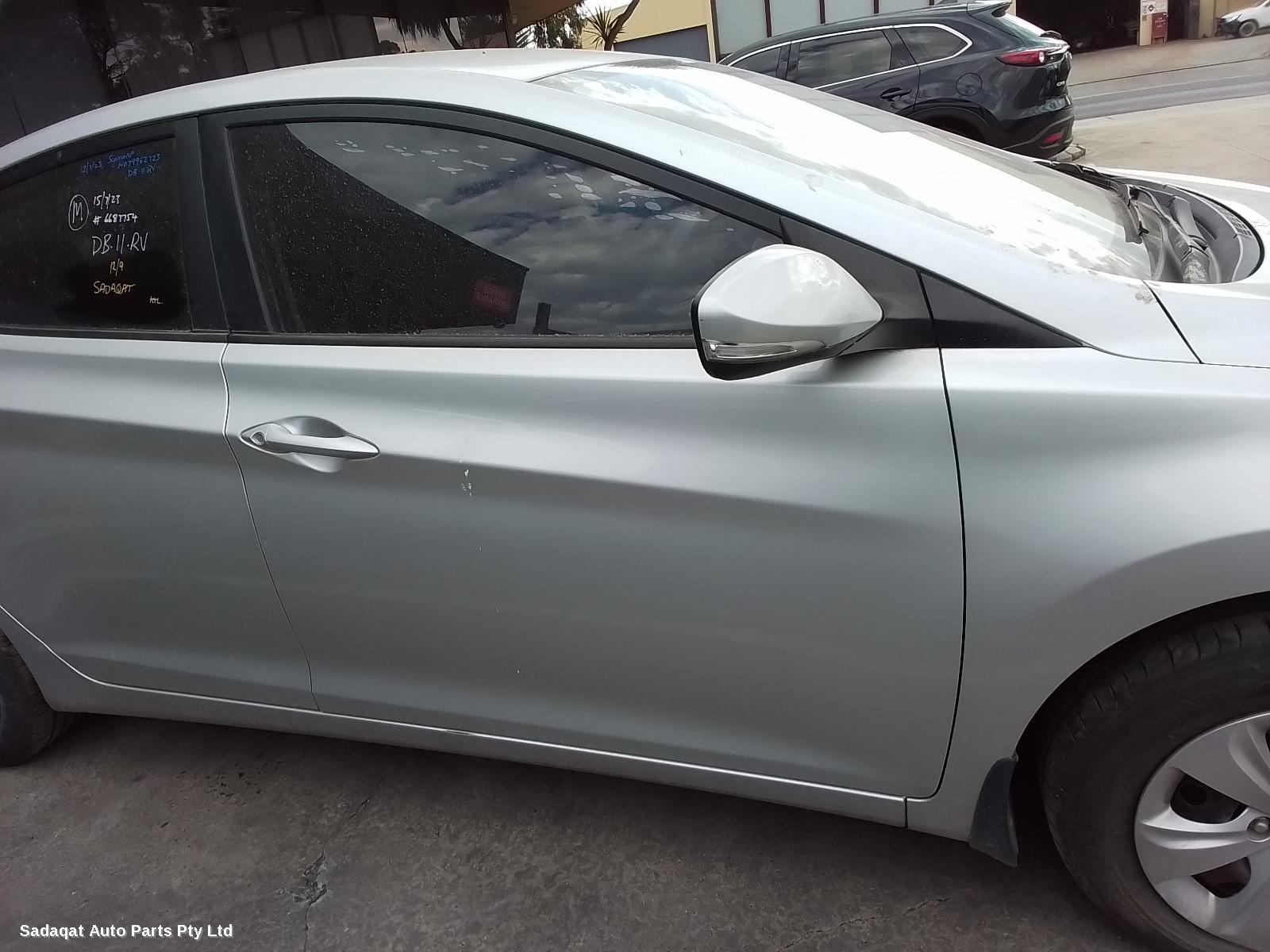 Hyundai Elantra Left Door Mirror