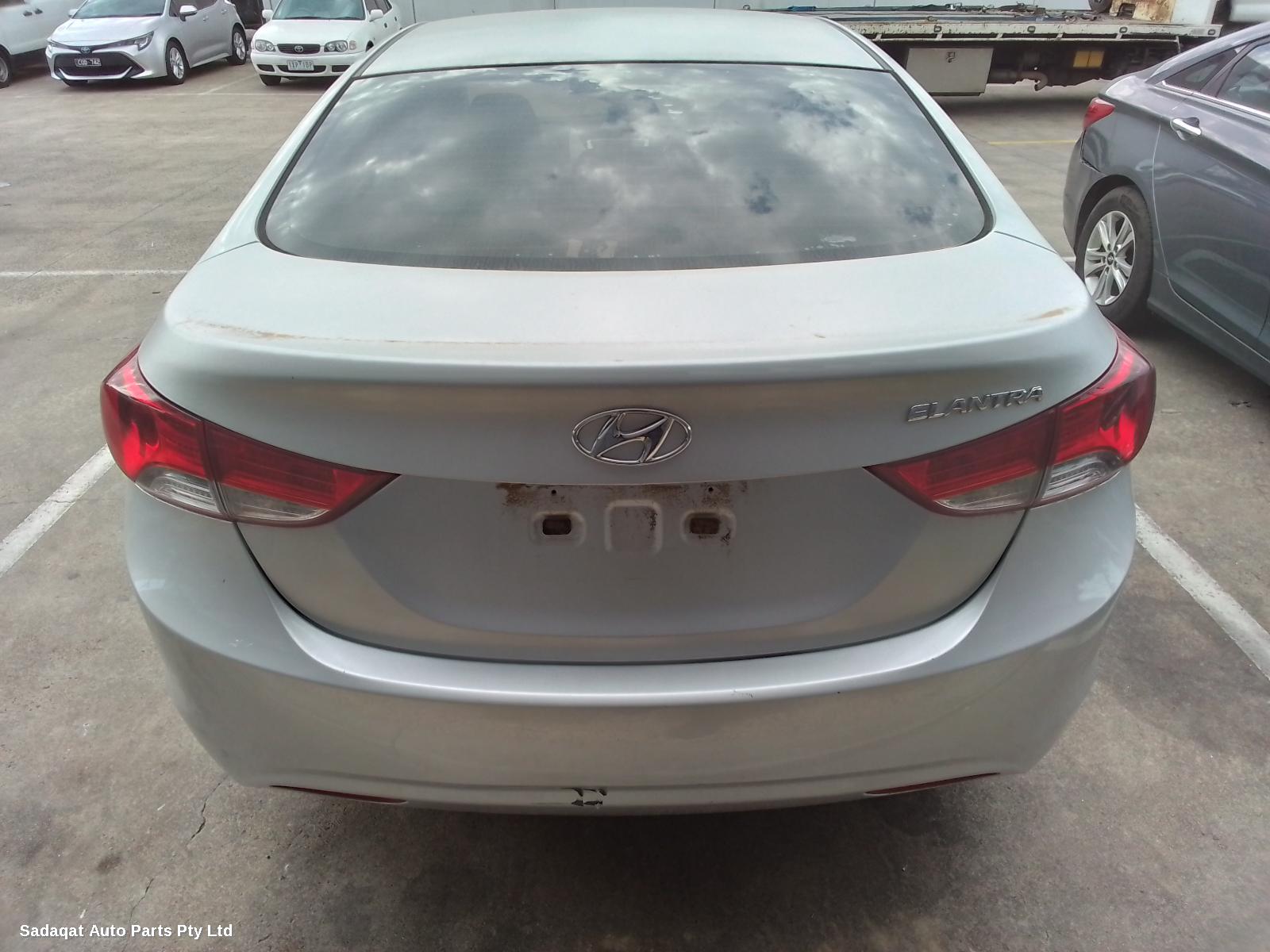 Hyundai Elantra Left Door Mirror