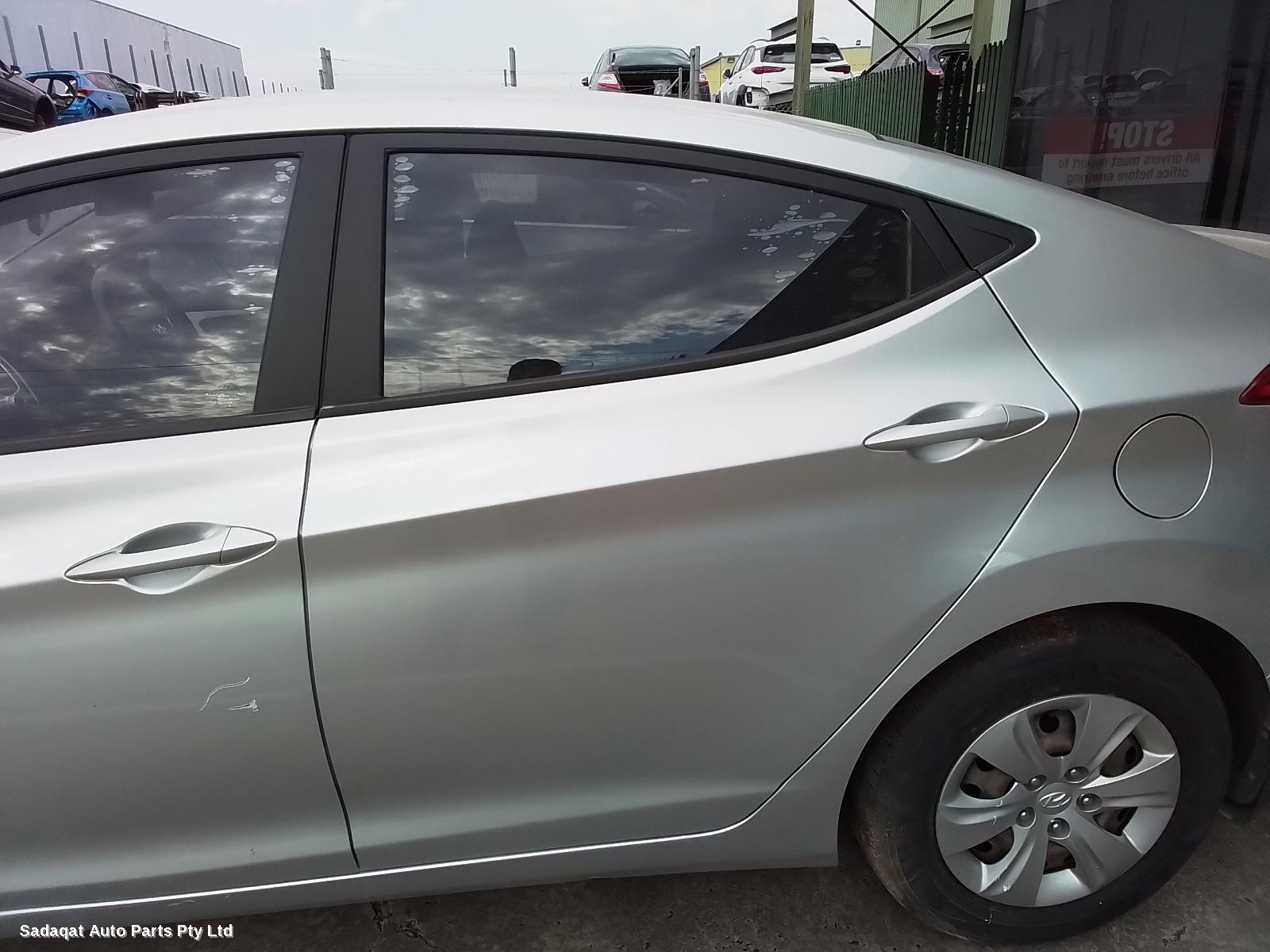 Hyundai Elantra Left Door Mirror