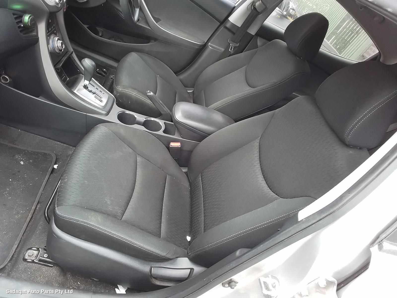 Hyundai Elantra Left Door Mirror