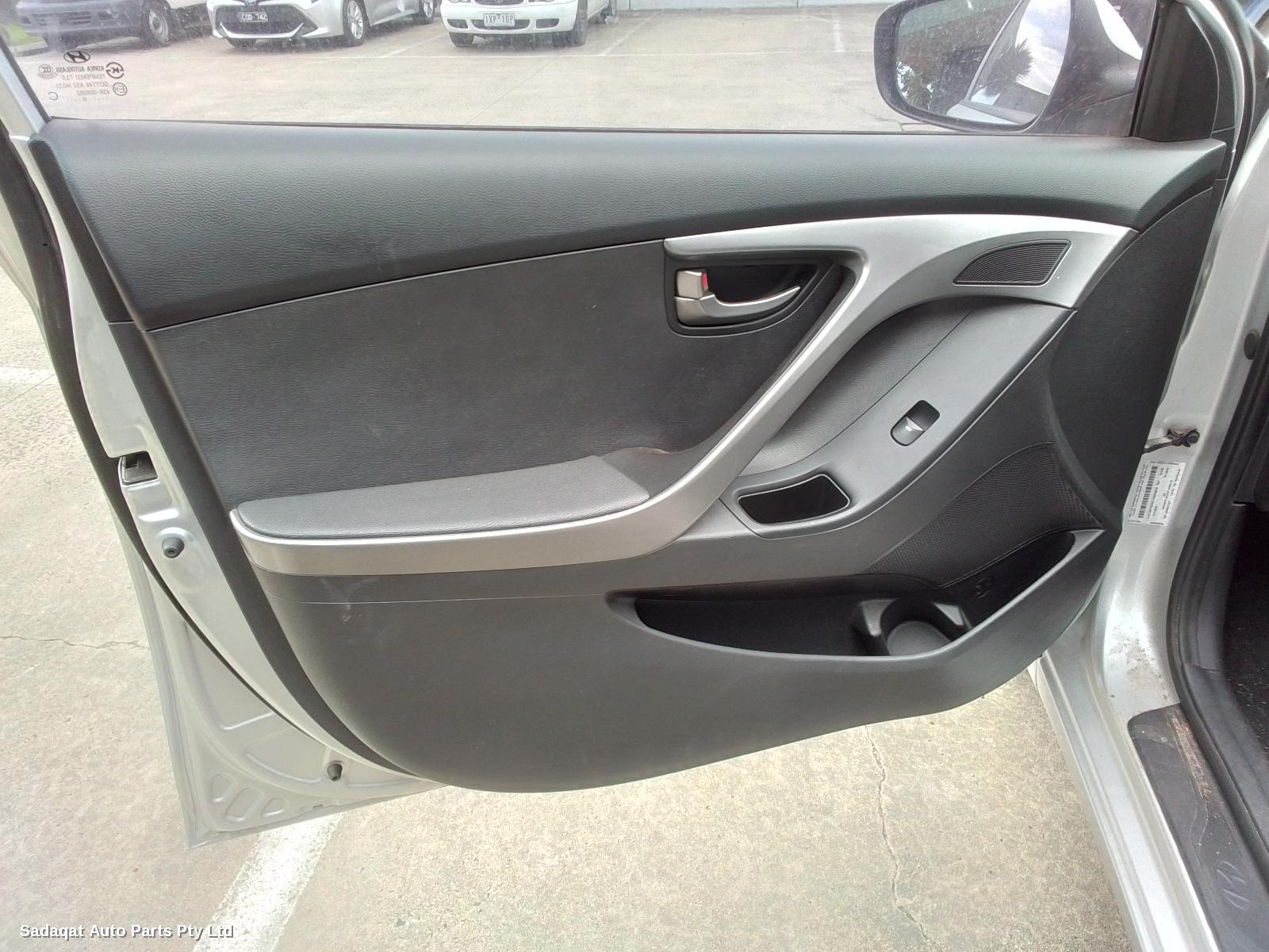Hyundai Elantra Left Door Mirror
