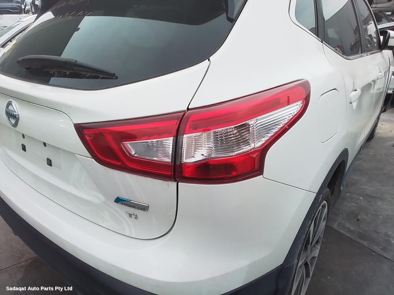 Nissan Qashqai Right Door Mirror