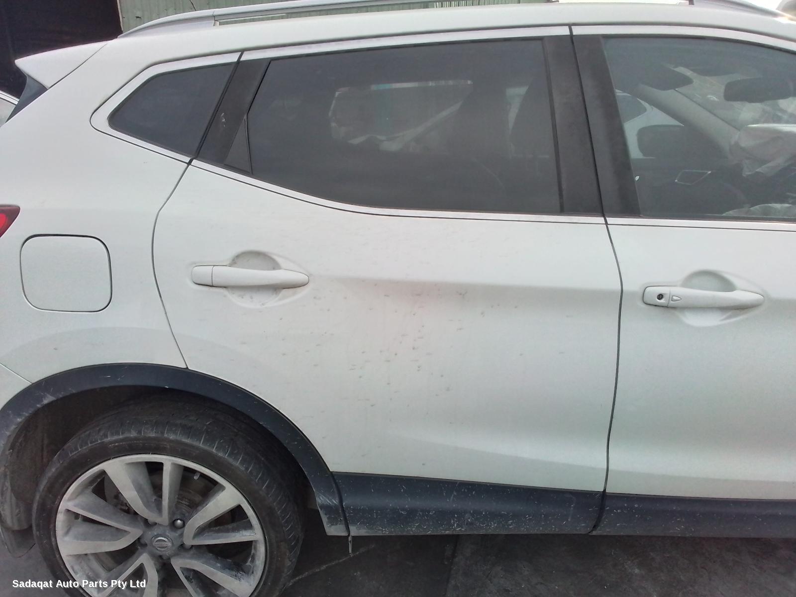 Nissan Qashqai Right Door Mirror