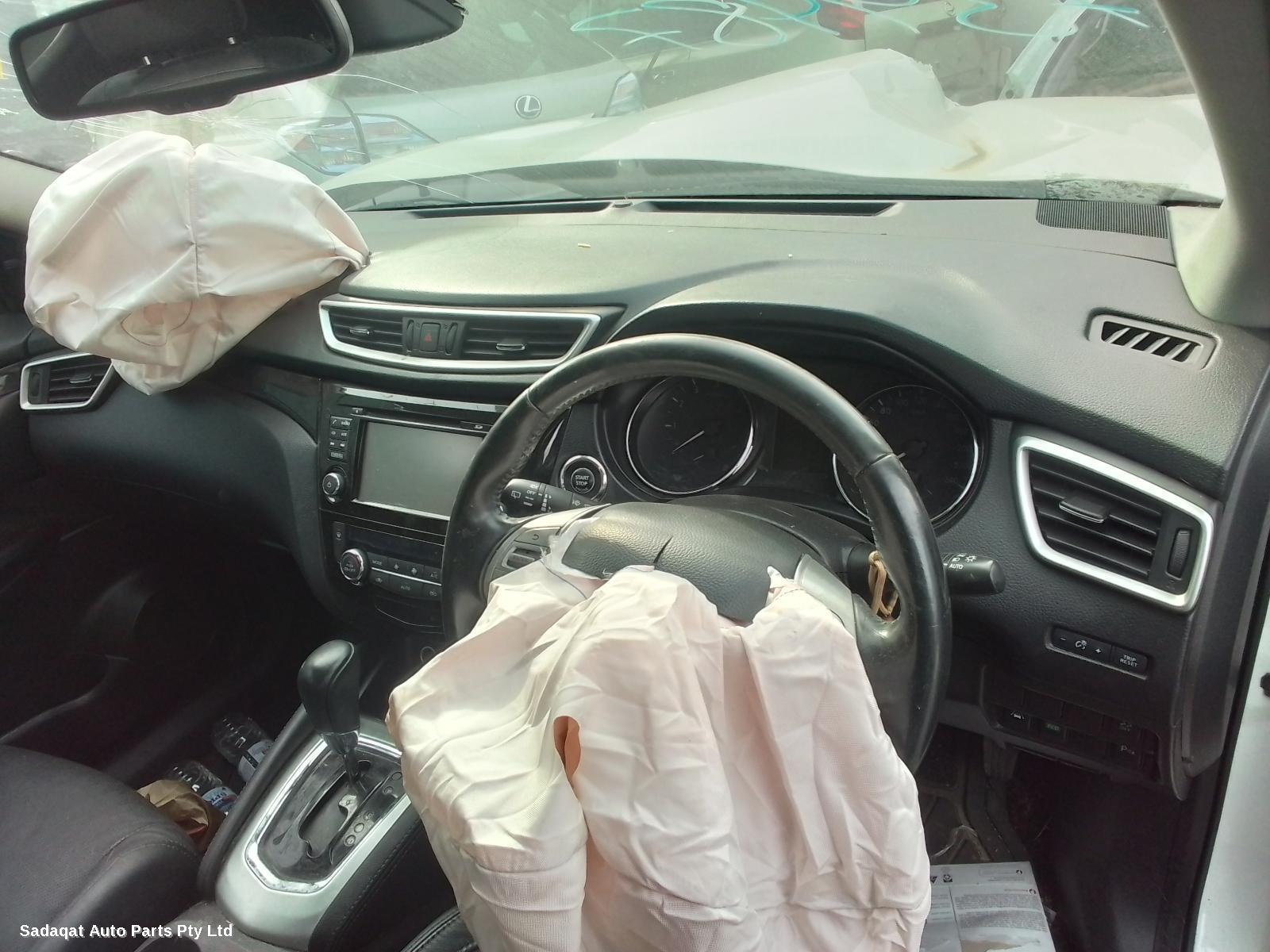 Nissan Qashqai Right Door Mirror