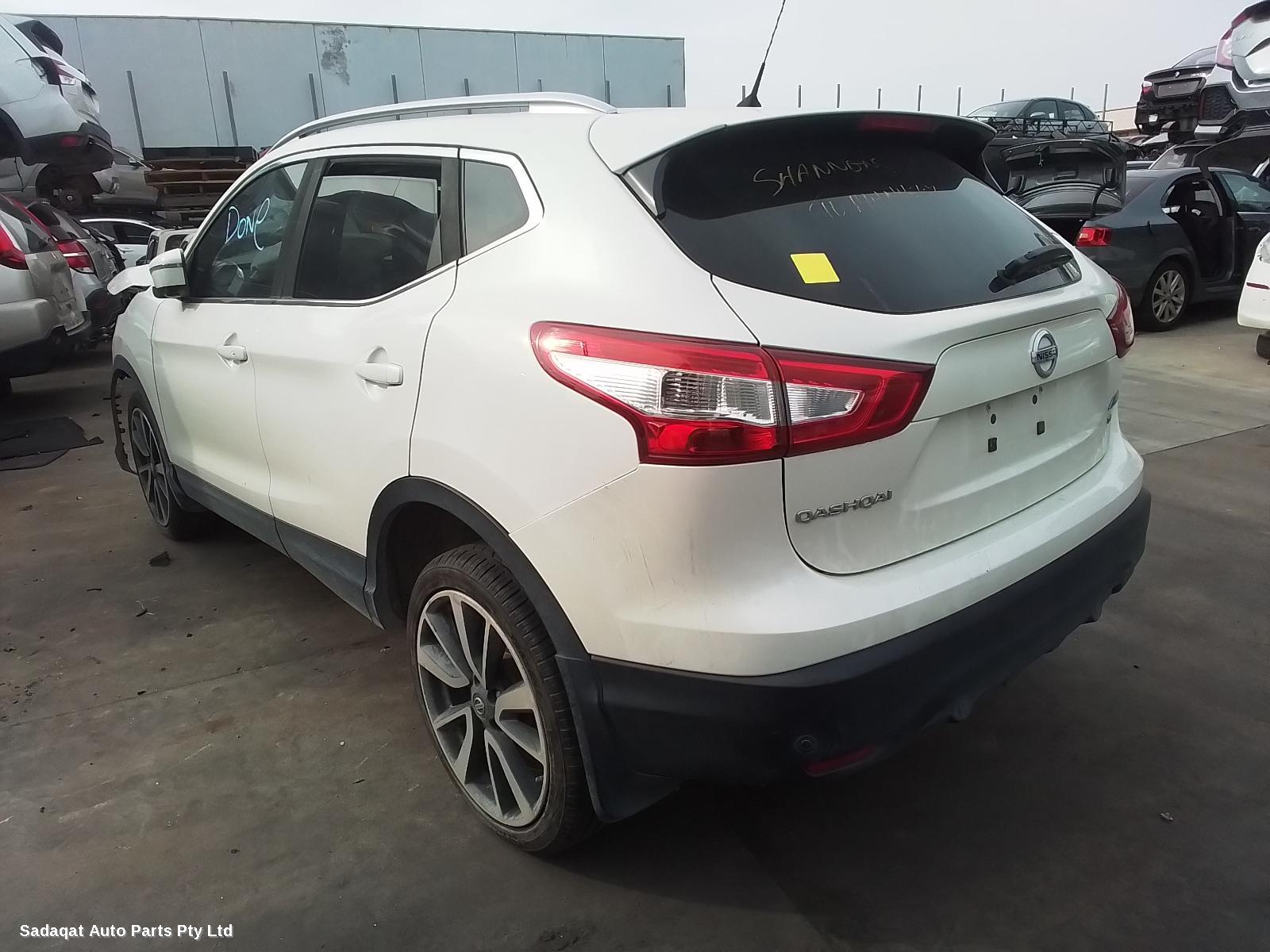 Nissan Qashqai Right Door Mirror